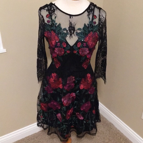 Express Black and Red Floral Open Back Dress - Picture 1 of 4